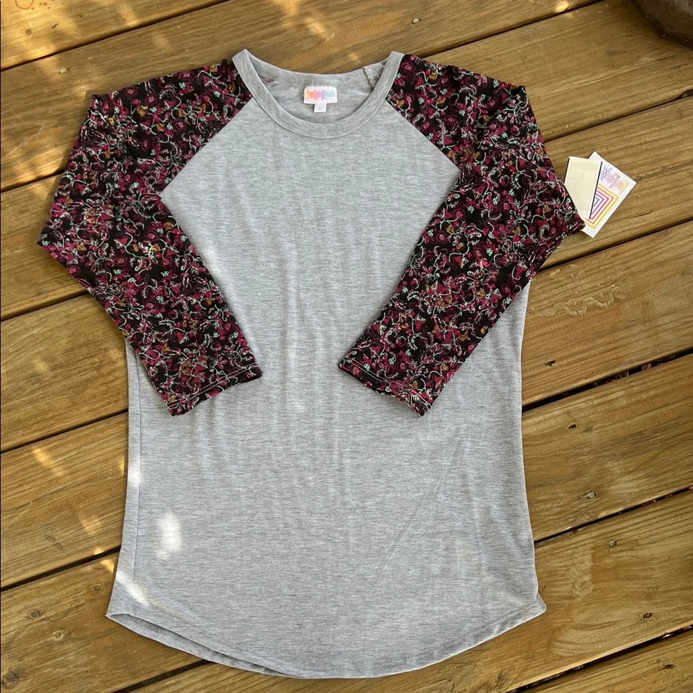 LuLaRoe Randy Tee - Picture 1 of 6